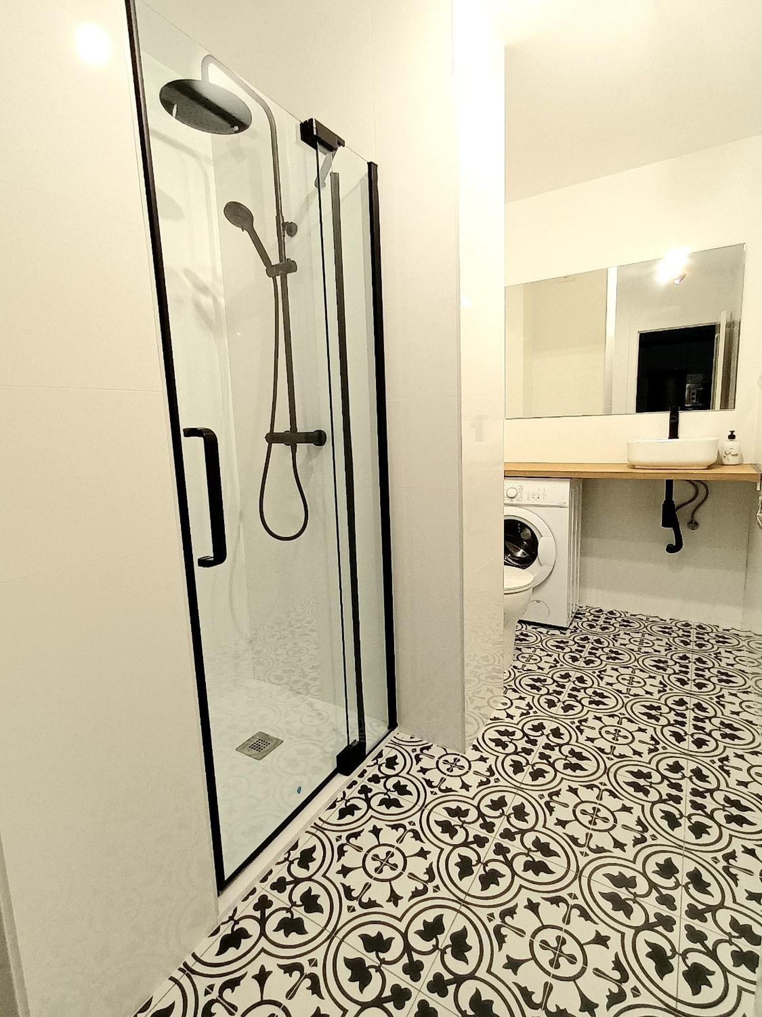Apartamento Vacacional Cuarteles Málaga Eksteriør bilde